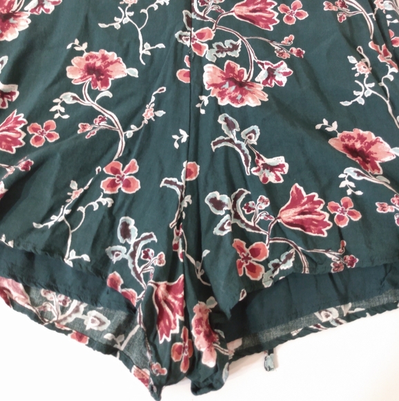 2/$16Floral summer dress romper - Picture 5 of 6